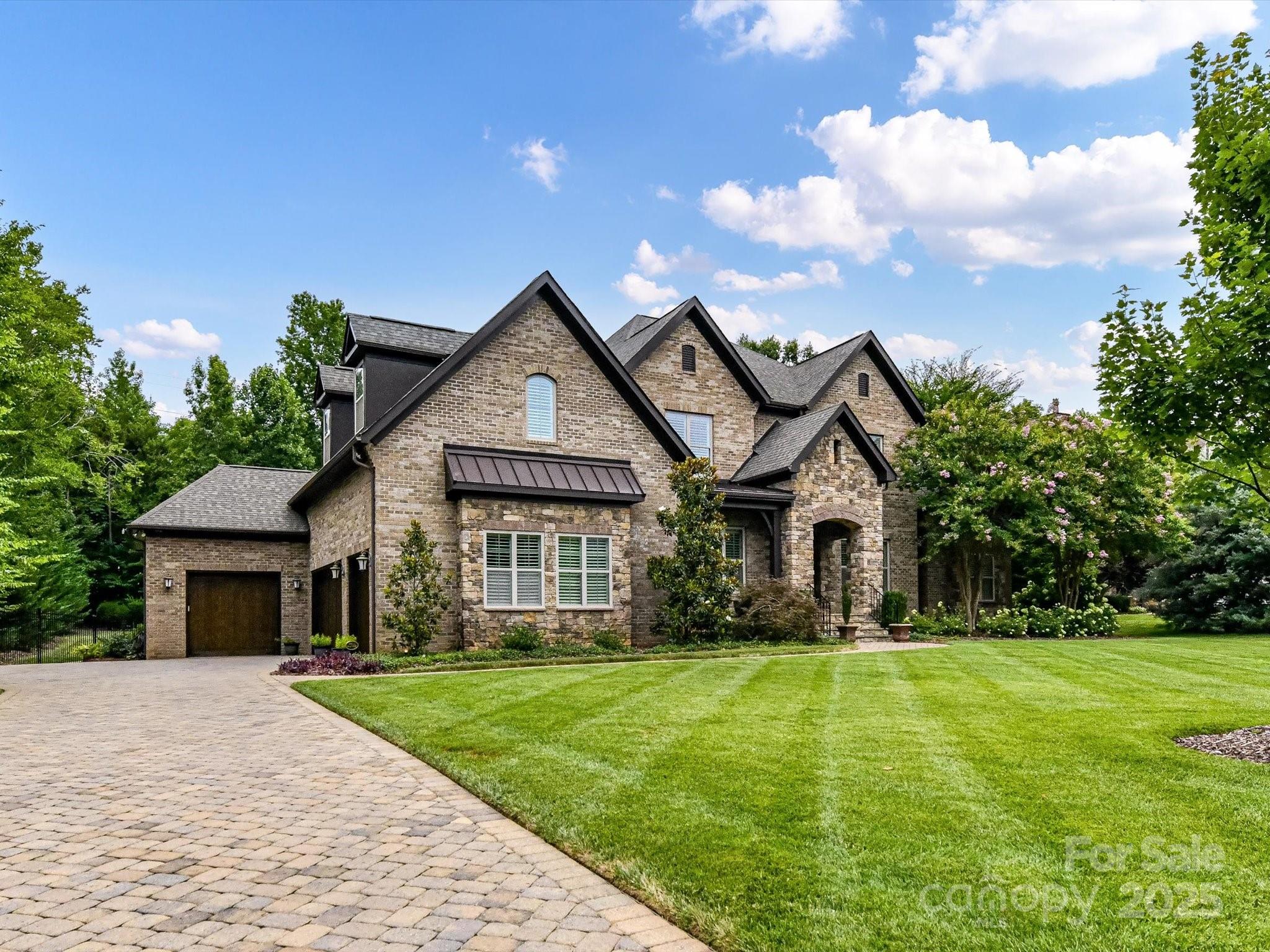 1111 Bromley Drive