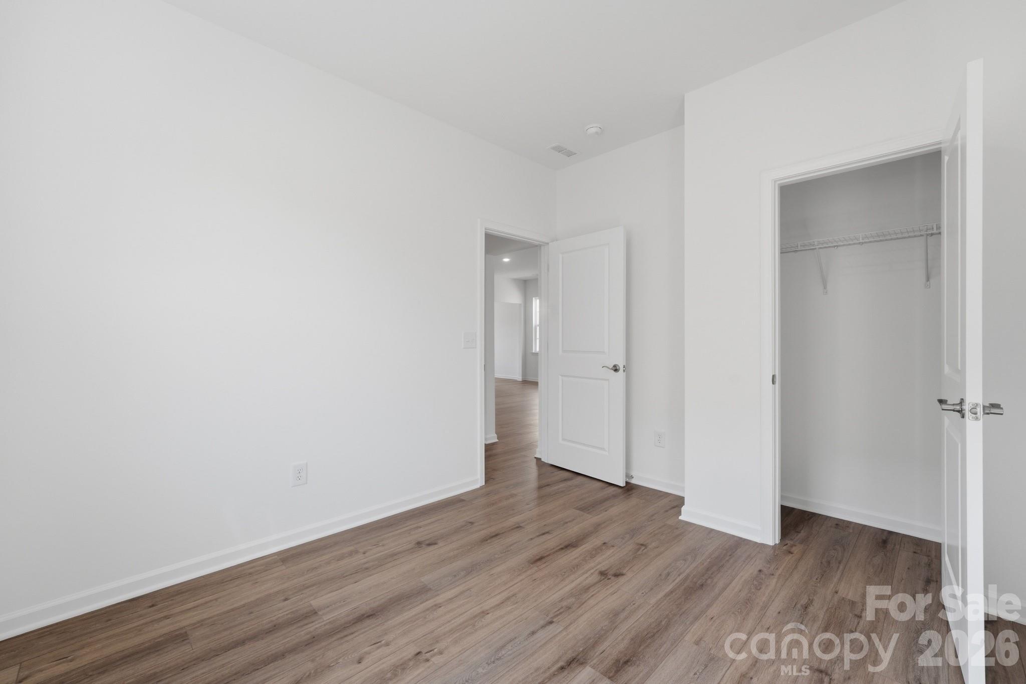 Roselyn - Residential