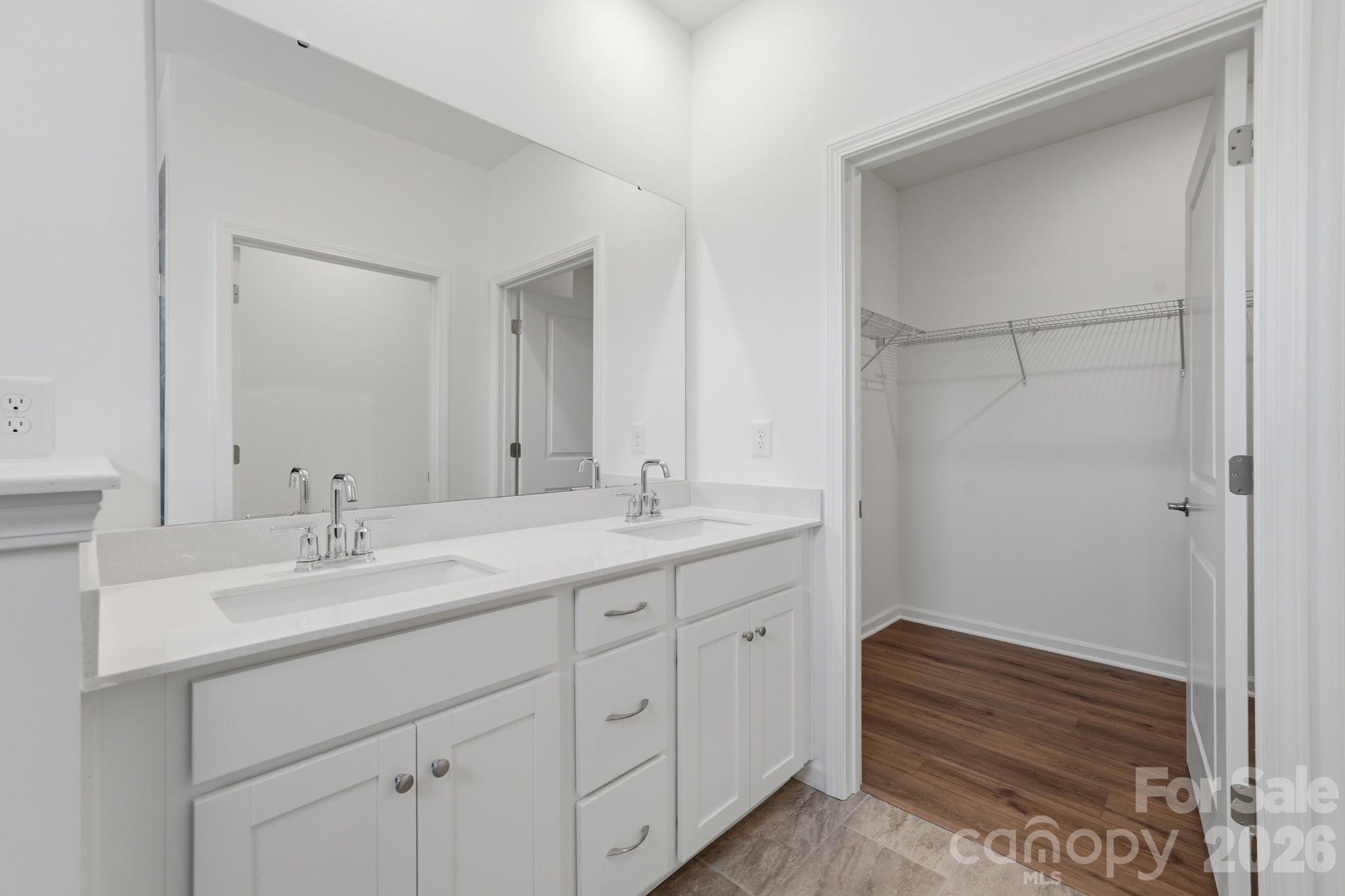 Roselyn - Residential