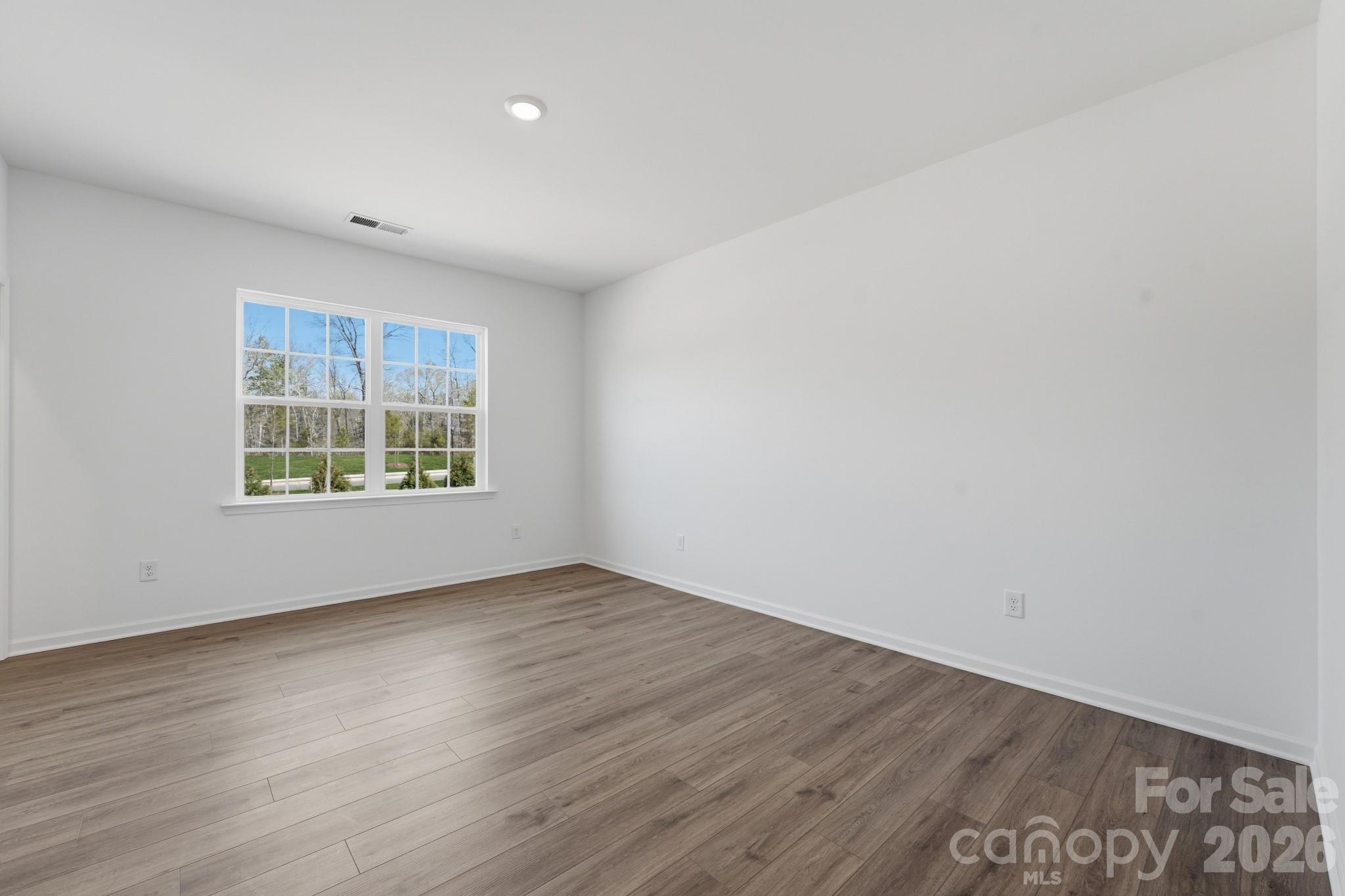 Roselyn - Residential