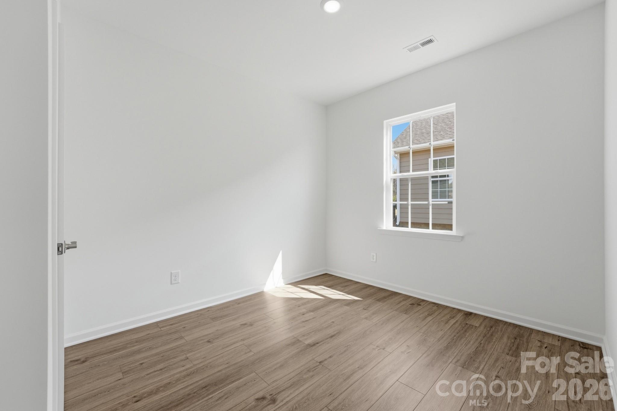 Roselyn - Residential