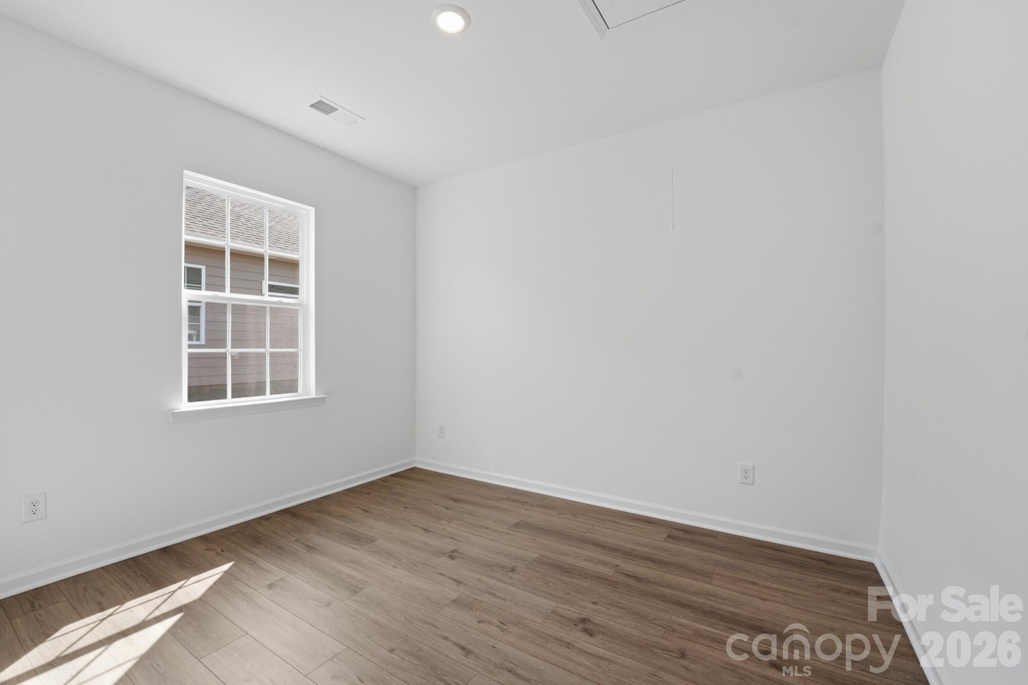 Roselyn - Residential