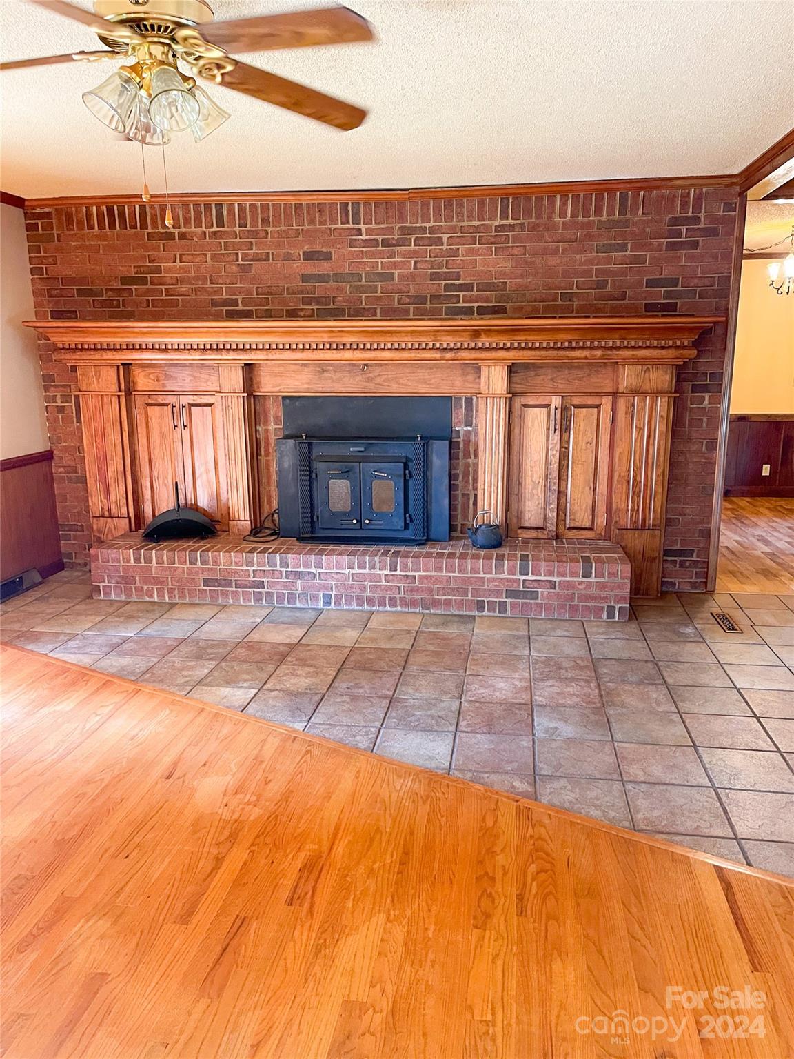1610 Sierra Road