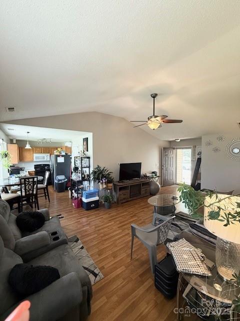 6902 Vernon Wood Lane