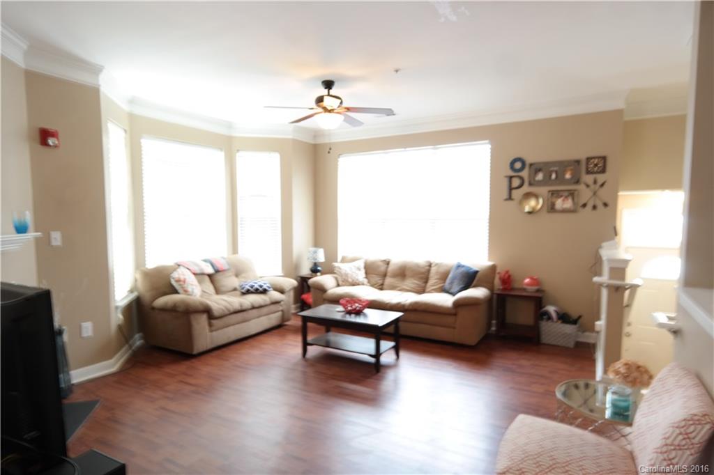 Signature Ridge - Residential