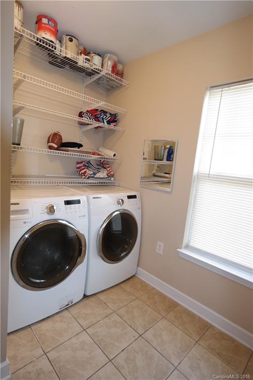 Signature Ridge - Residential