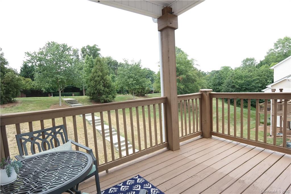 Signature Ridge - Residential