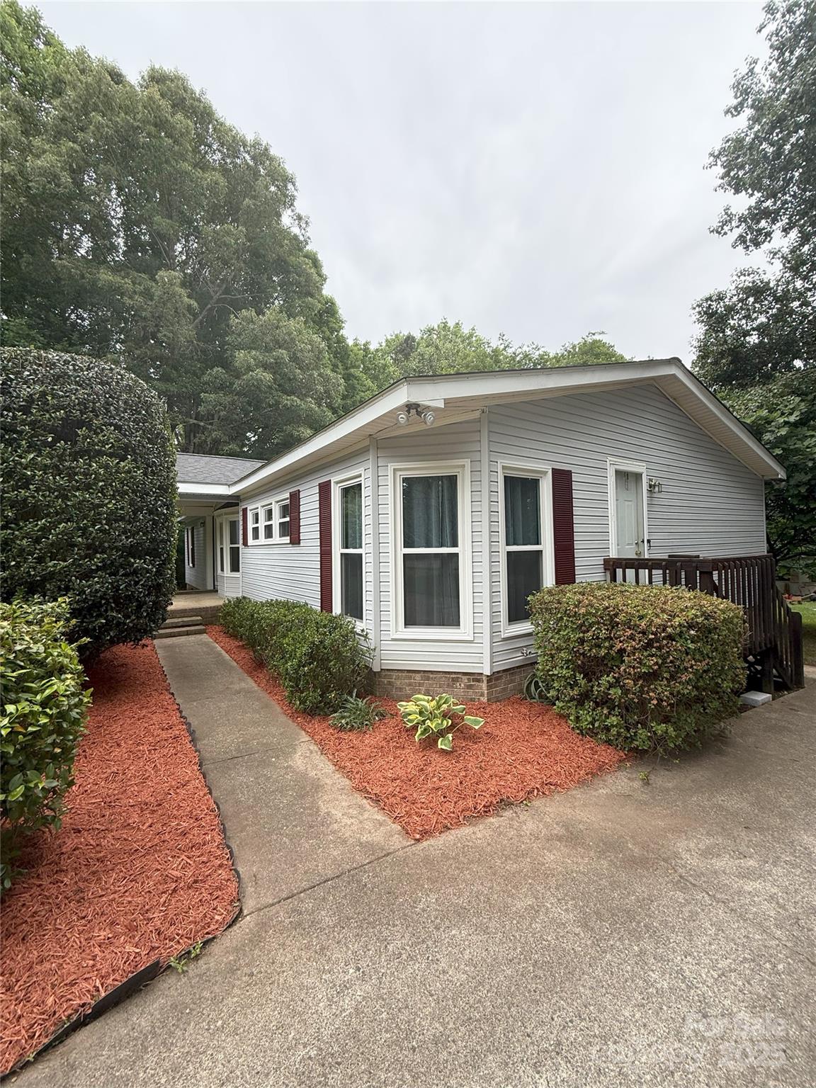 400 Archibald Road