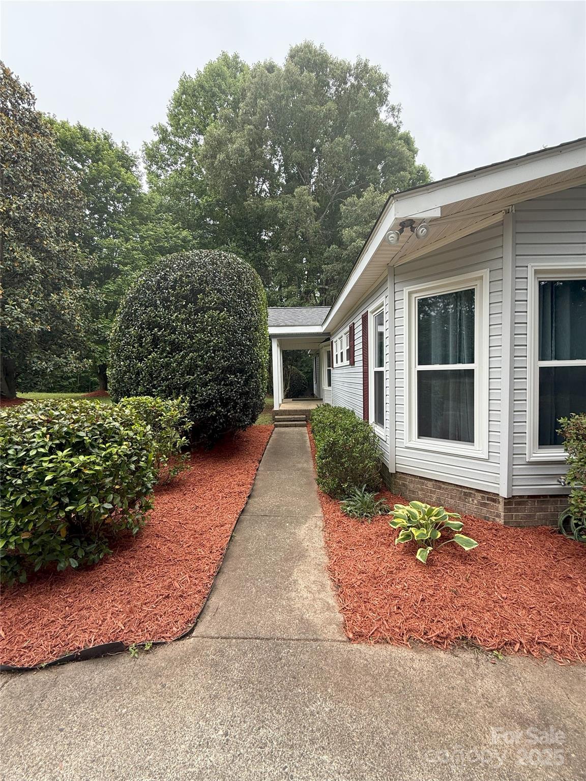 400 Archibald Road