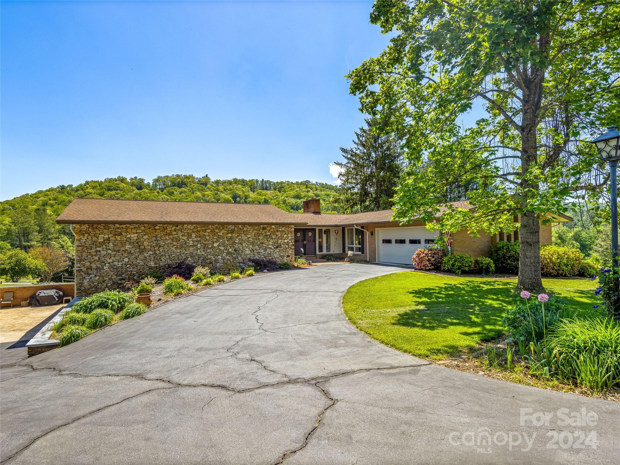 Crooked Creek - Residential