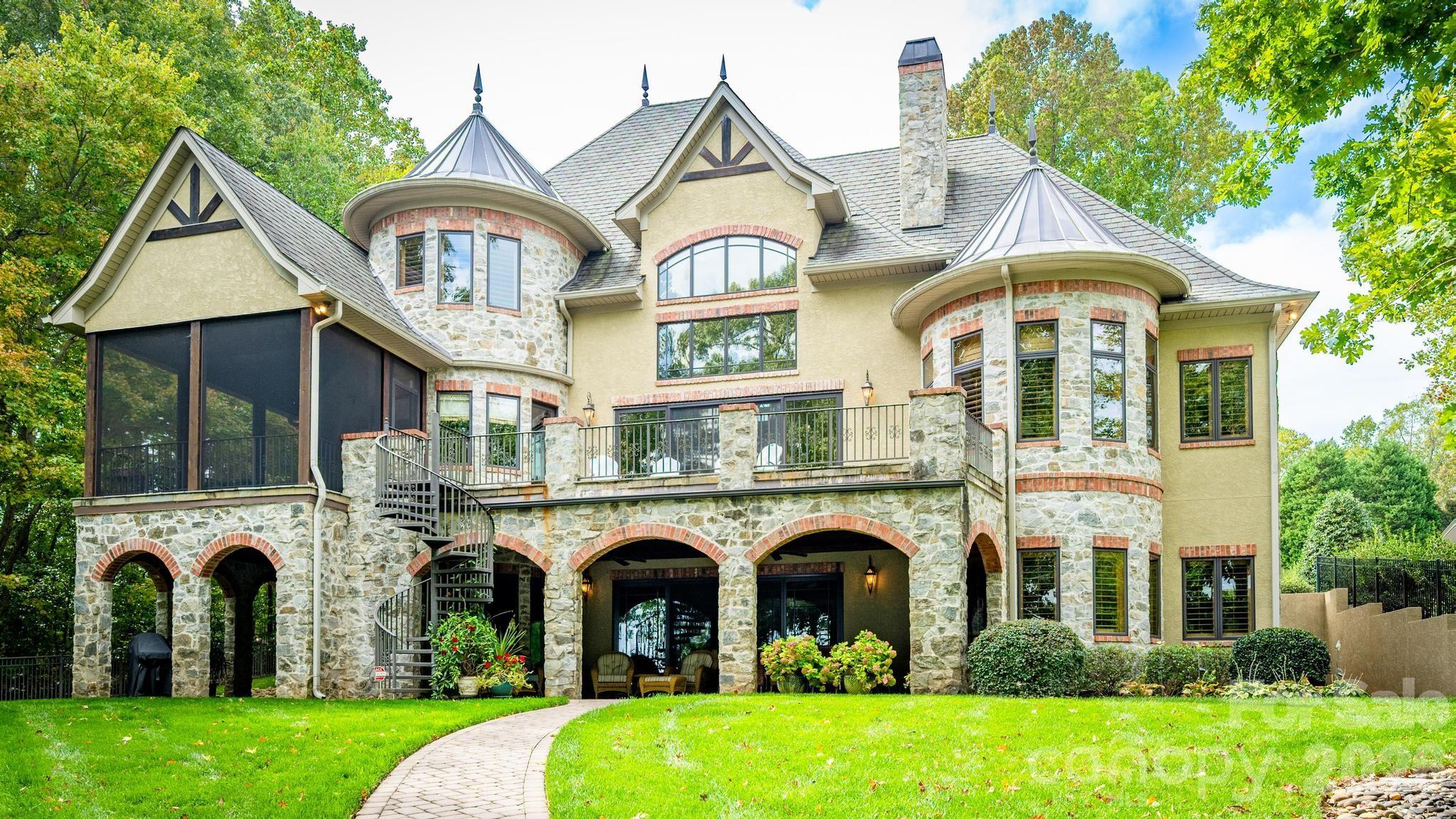 The Vineyards at Kiser Island - Residential