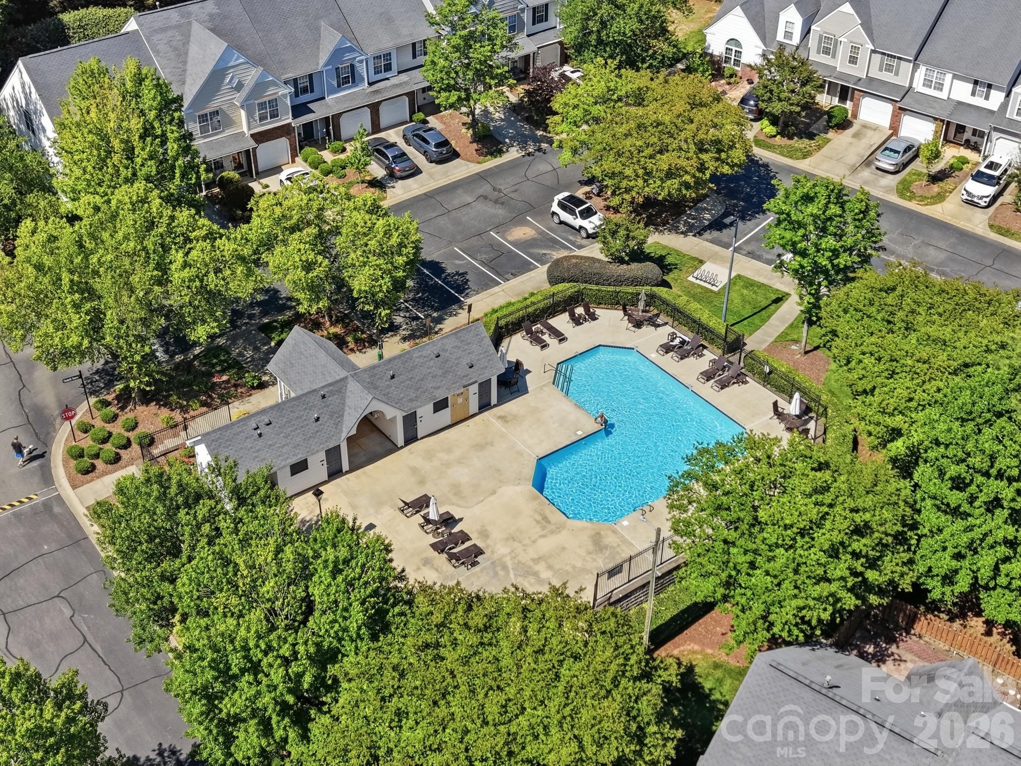 Elizabeth Townes - Residential