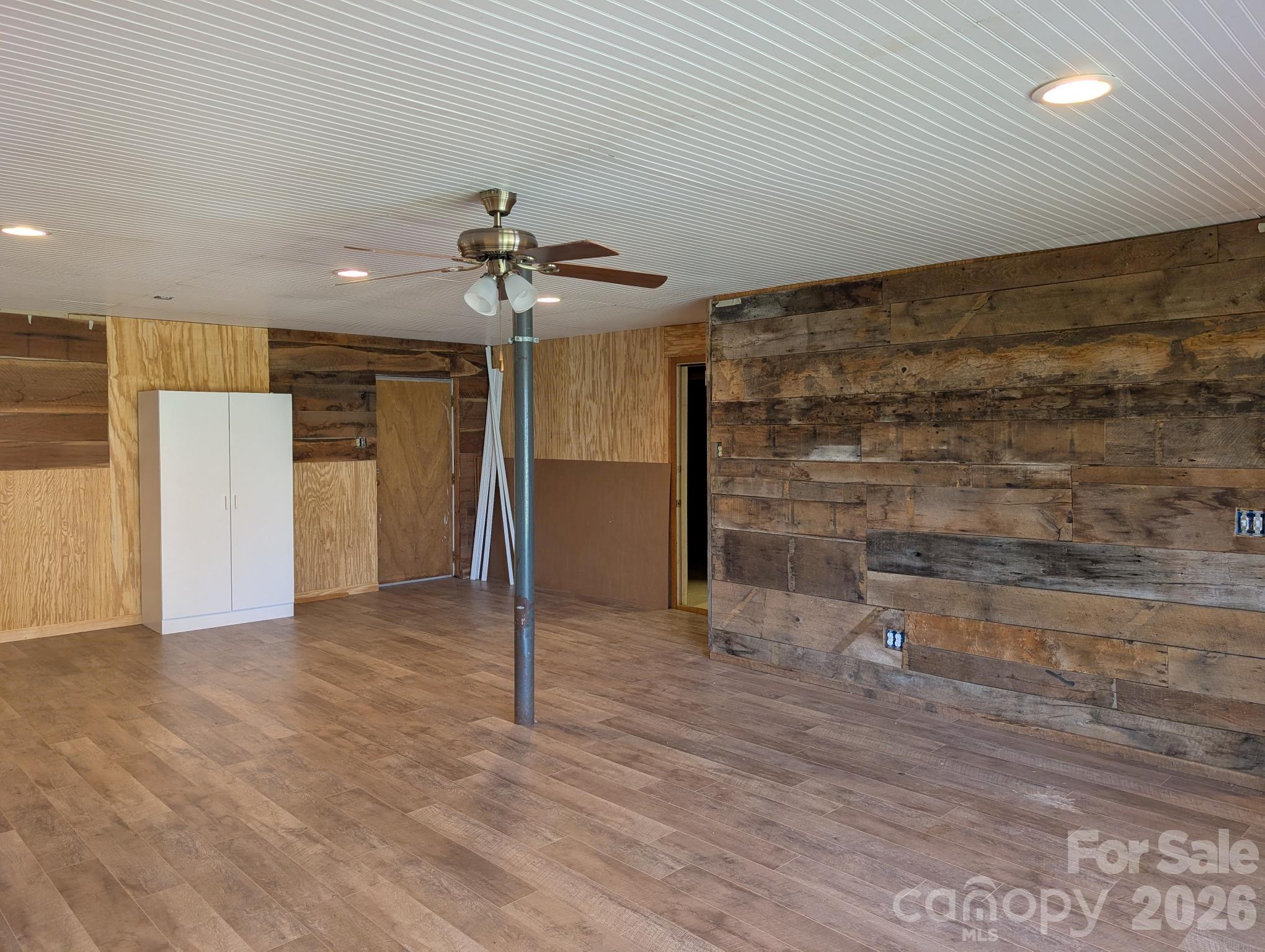 Corundum Hill Estates - Residential