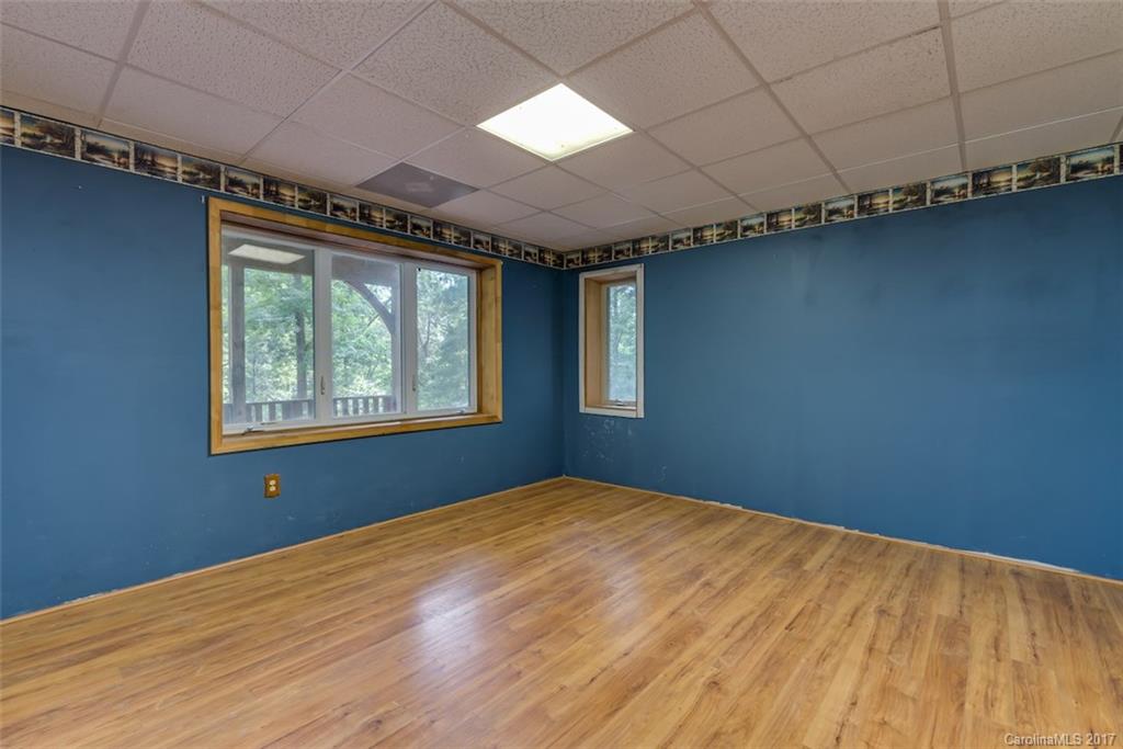 Moss Drive at Cleghorn - Residential