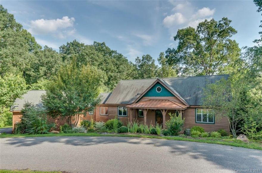 Beautiful Post & Beam Timber Frame on Cleghorn Golf & Sports Club @ Tryon Resort - 7 miles from Tryon Int'l Equestrian Center! 2 Lots. Cedar sided w/ICF foundation, Main-level Master Suite, Awesome Vaulted Clgs in Great Rm, Kitchen features custom cabinetry, all appliances incl'd + breakfast bar & Sunroom. 2-car garage enters laundry/utility room. Walk-out BSMT offers family room, 2 add'l bedrooms, 2 add'l baths, 1 is a complete suite w/private bath - great for guests + Home Office & Craft room.