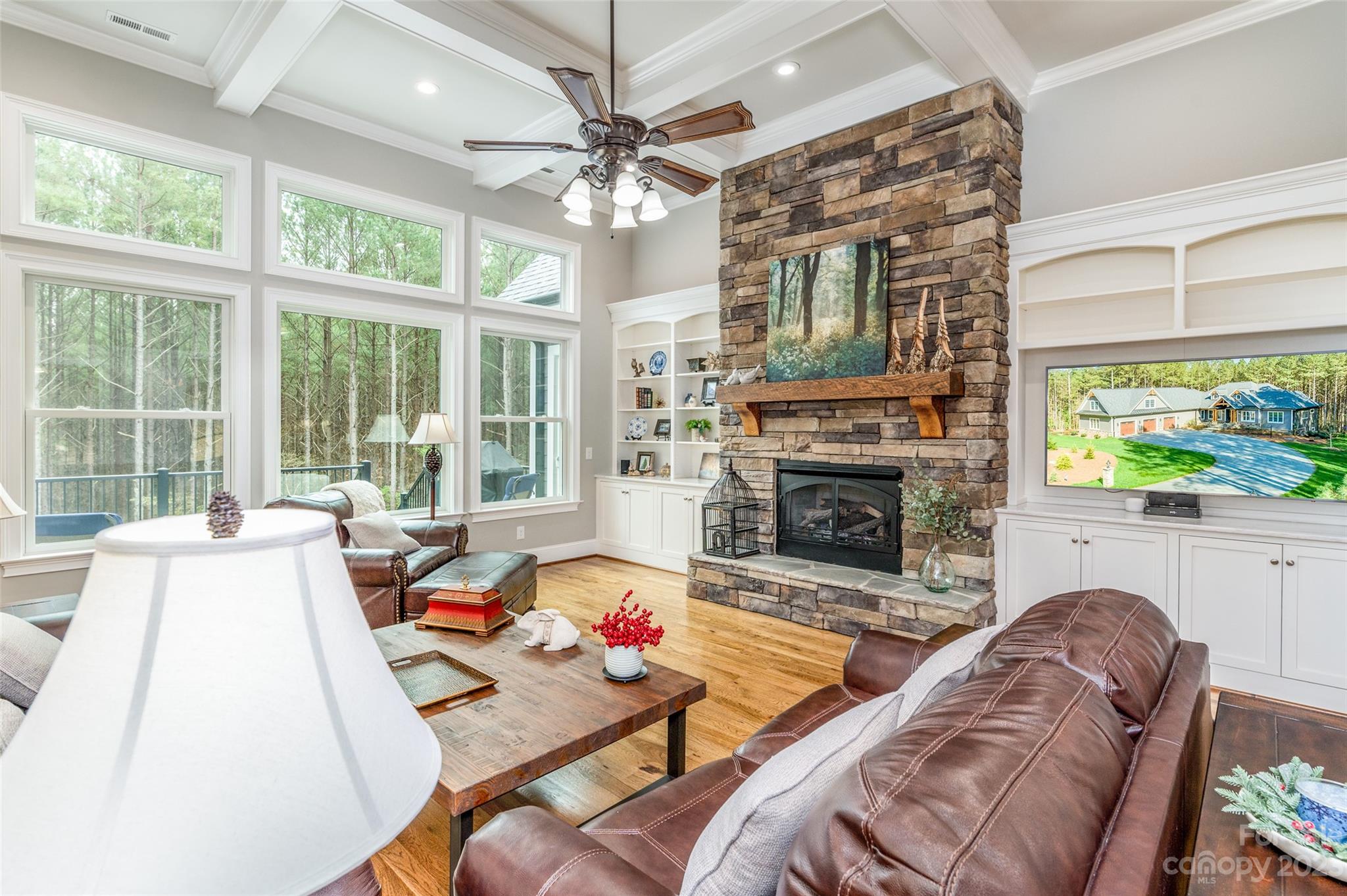 Paradise Harbor - Residential