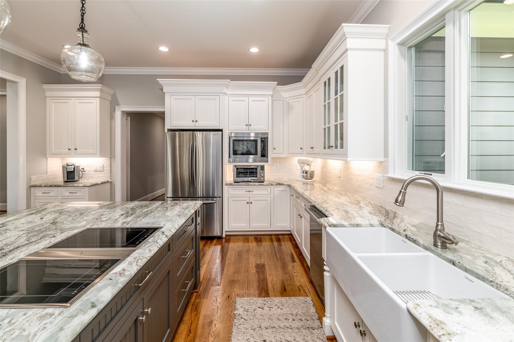 Paradise Harbor - Residential