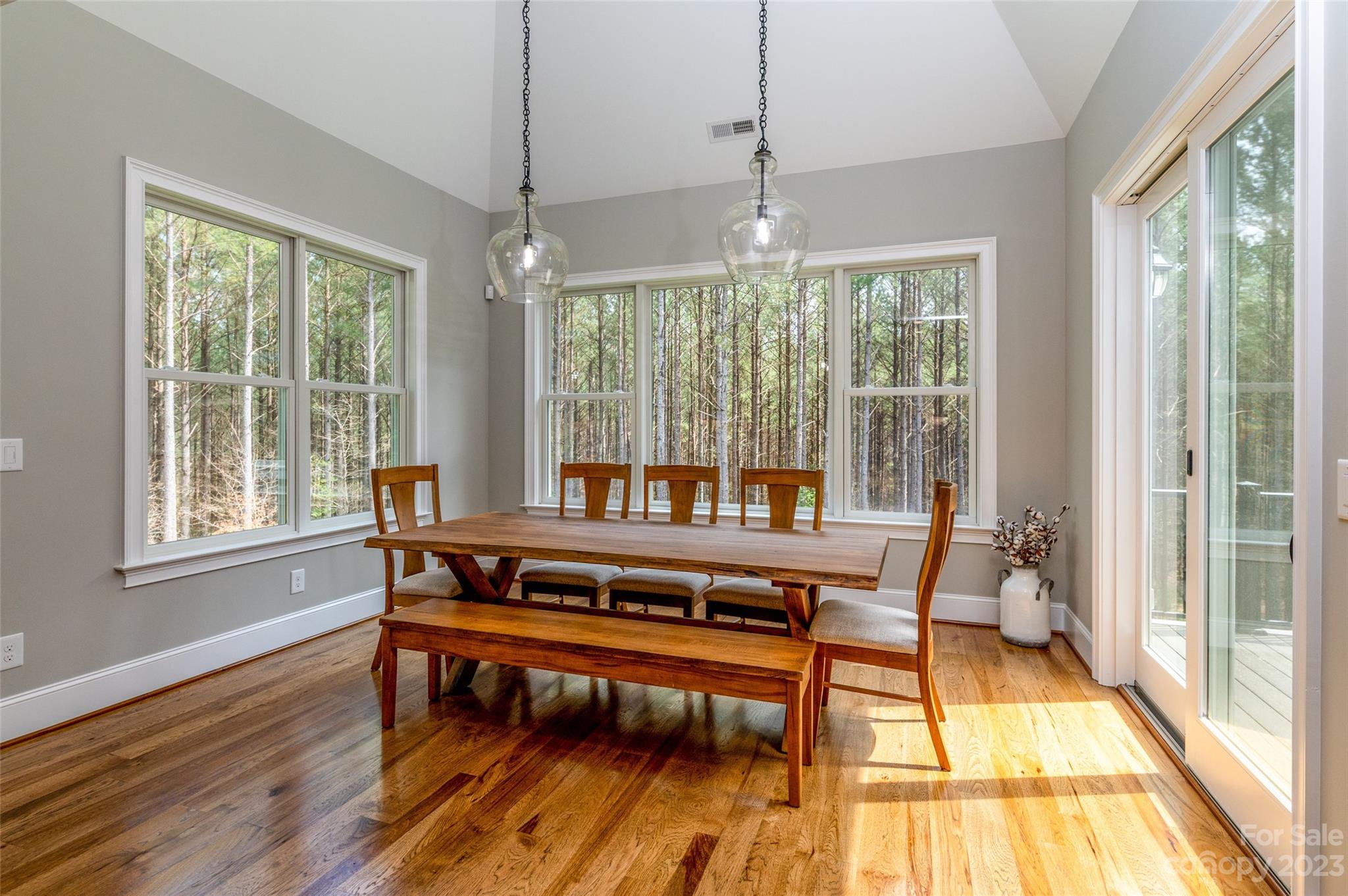 Paradise Harbor - Residential