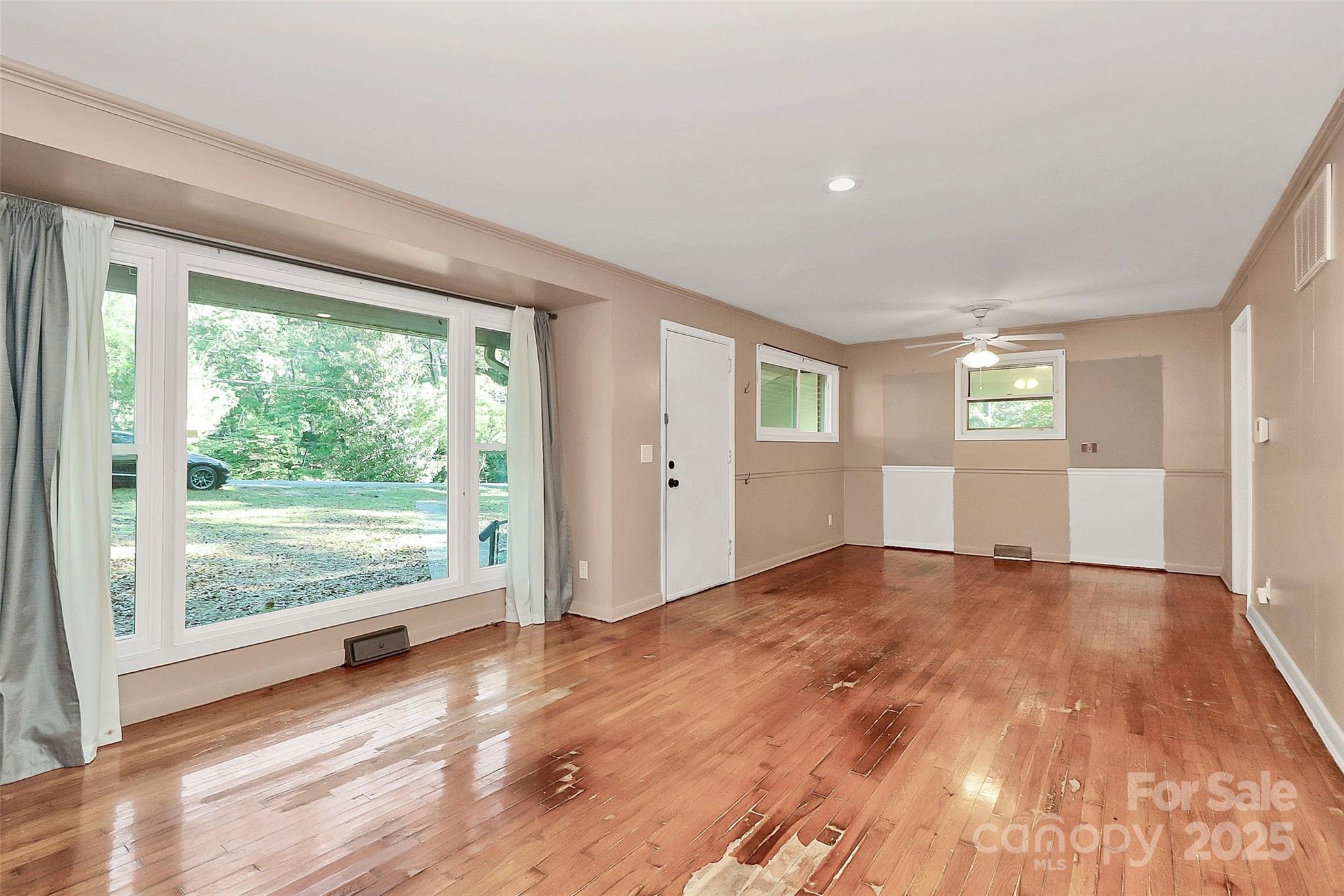 810 Demingwood Street