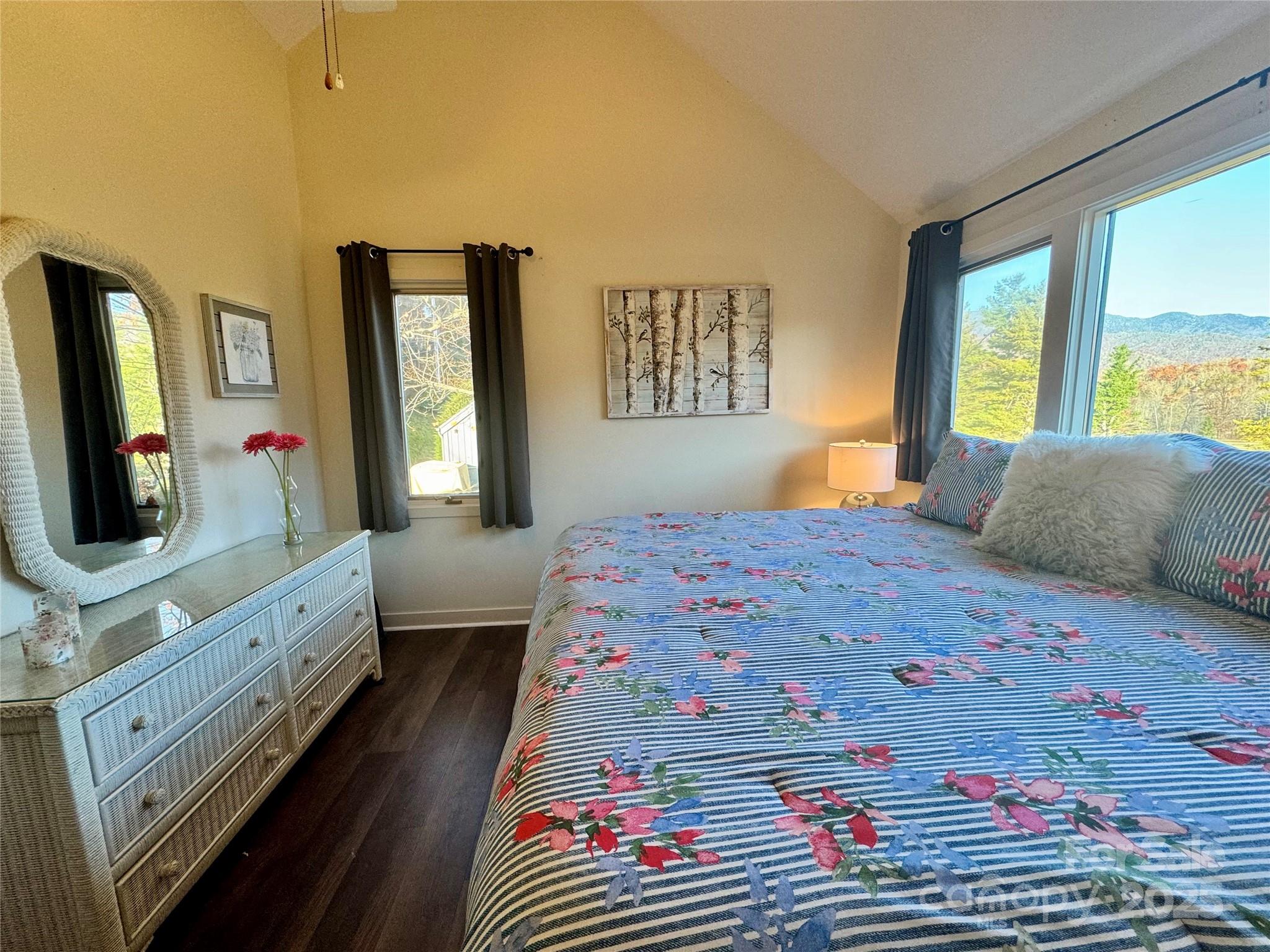 Fairway Townhouses - Residential