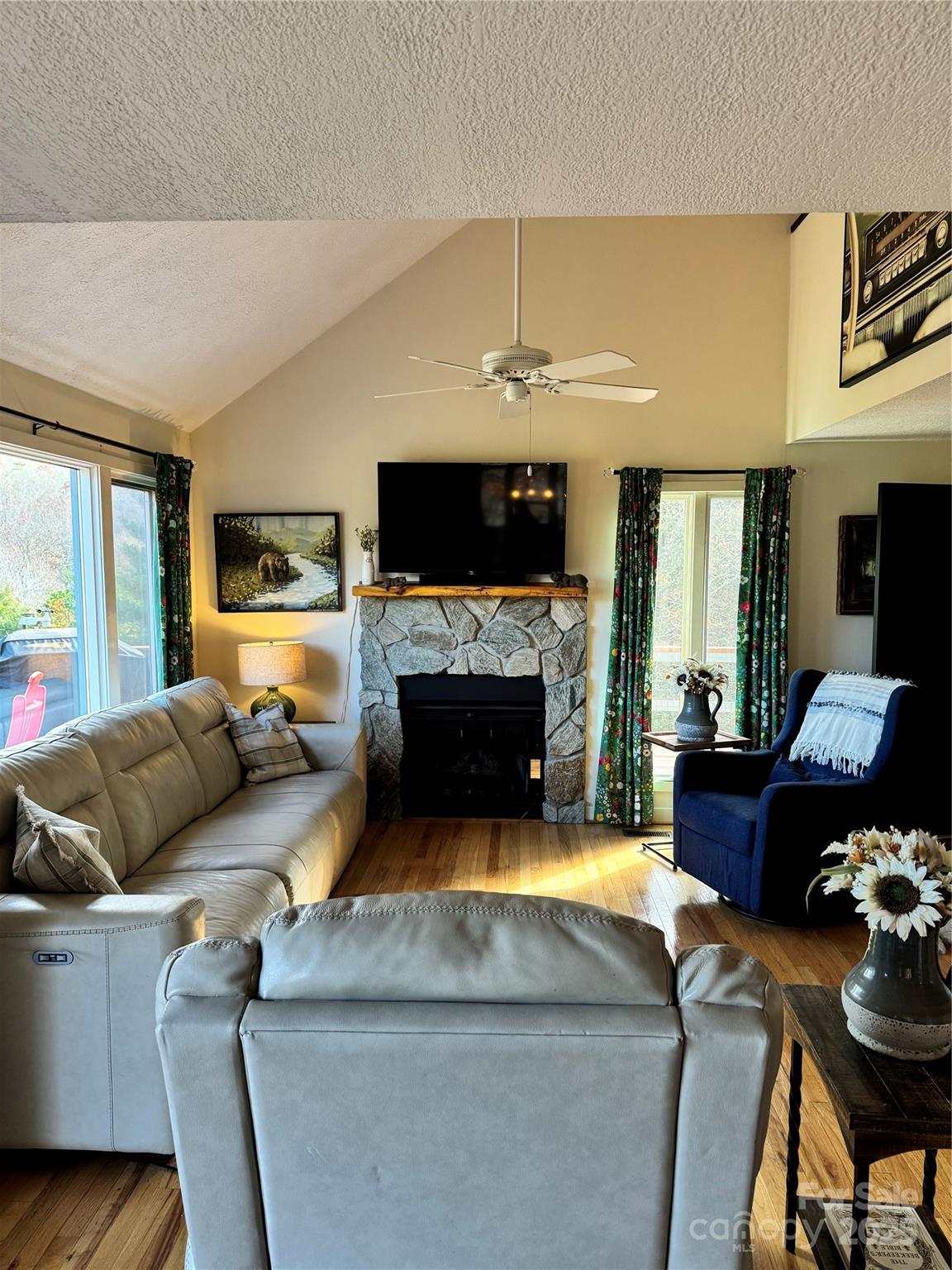 Fairway Townhouses - Residential