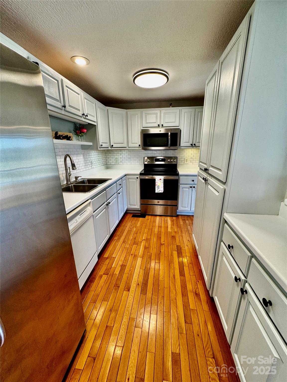 Fairway Townhouses - Residential