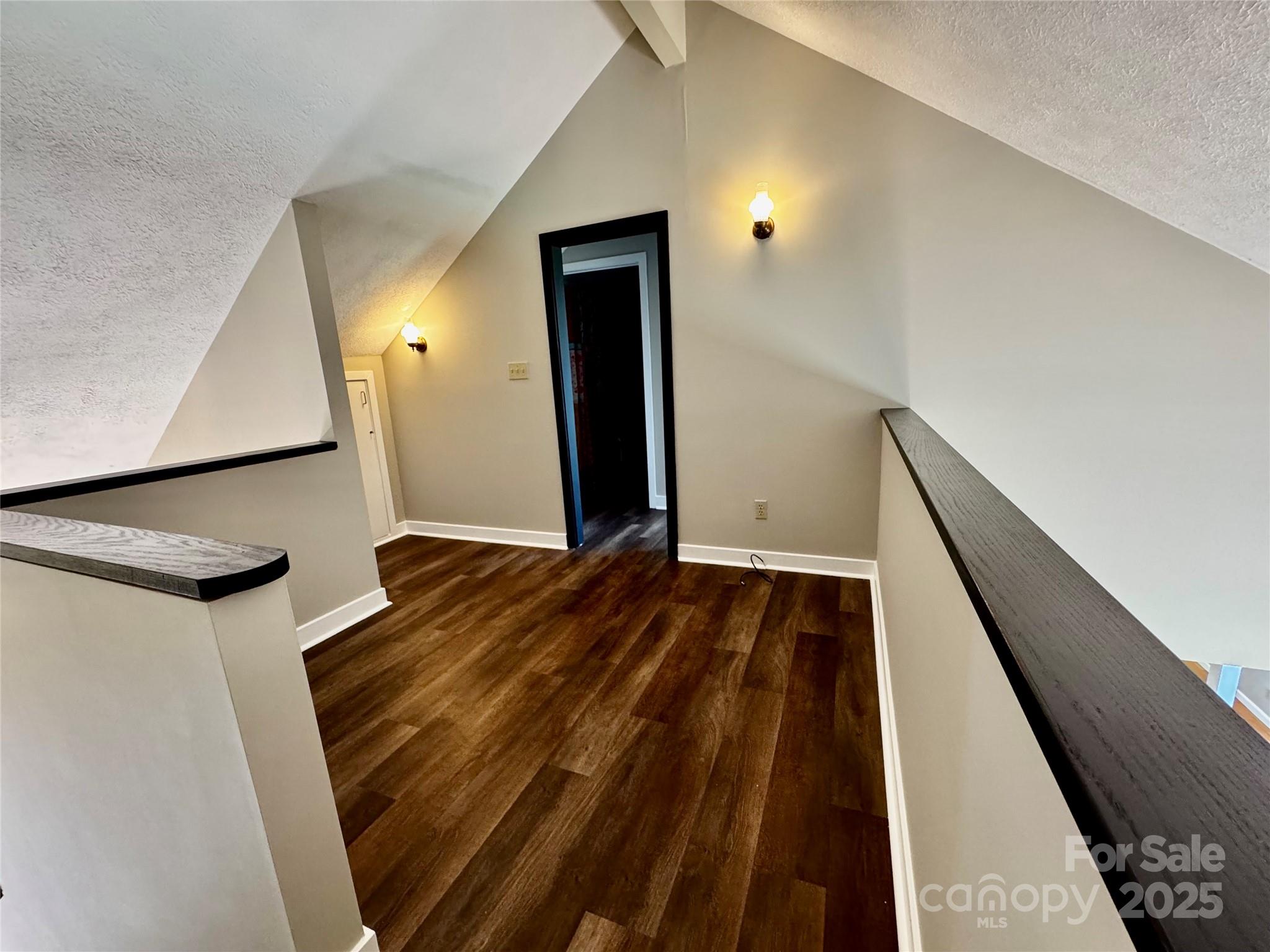 Fairway Townhouses - Residential