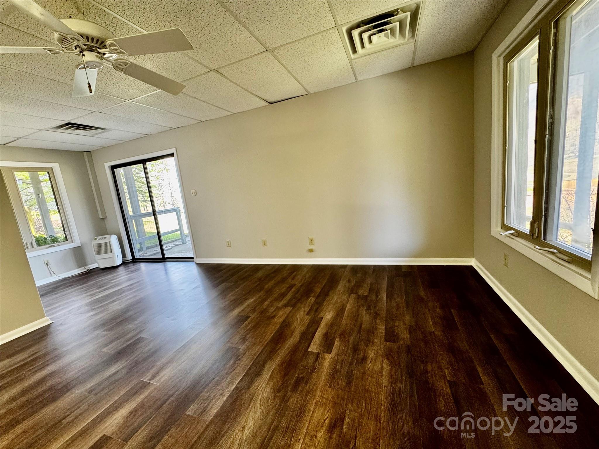 Fairway Townhouses - Residential