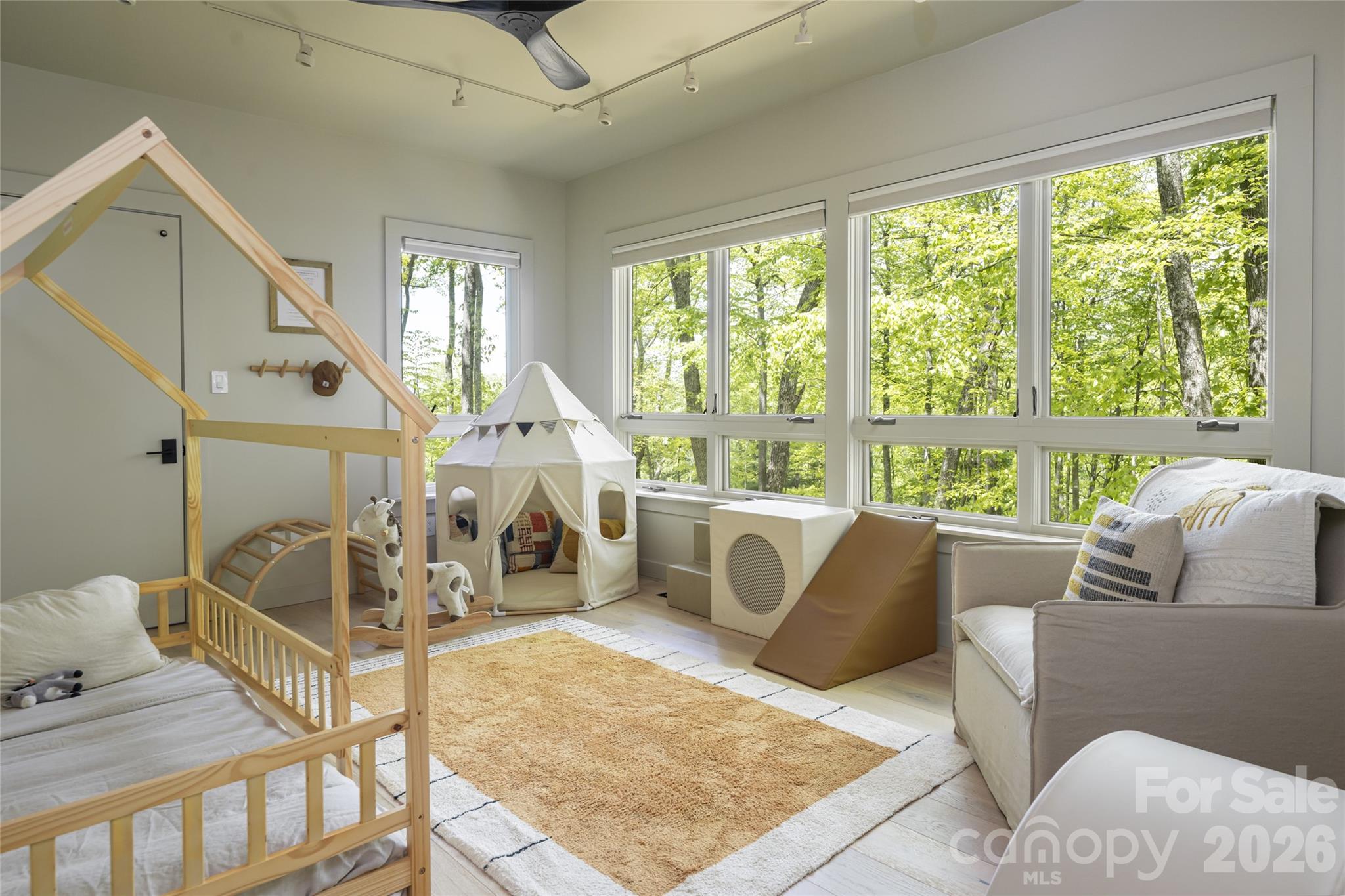 Fox Trails - Residential