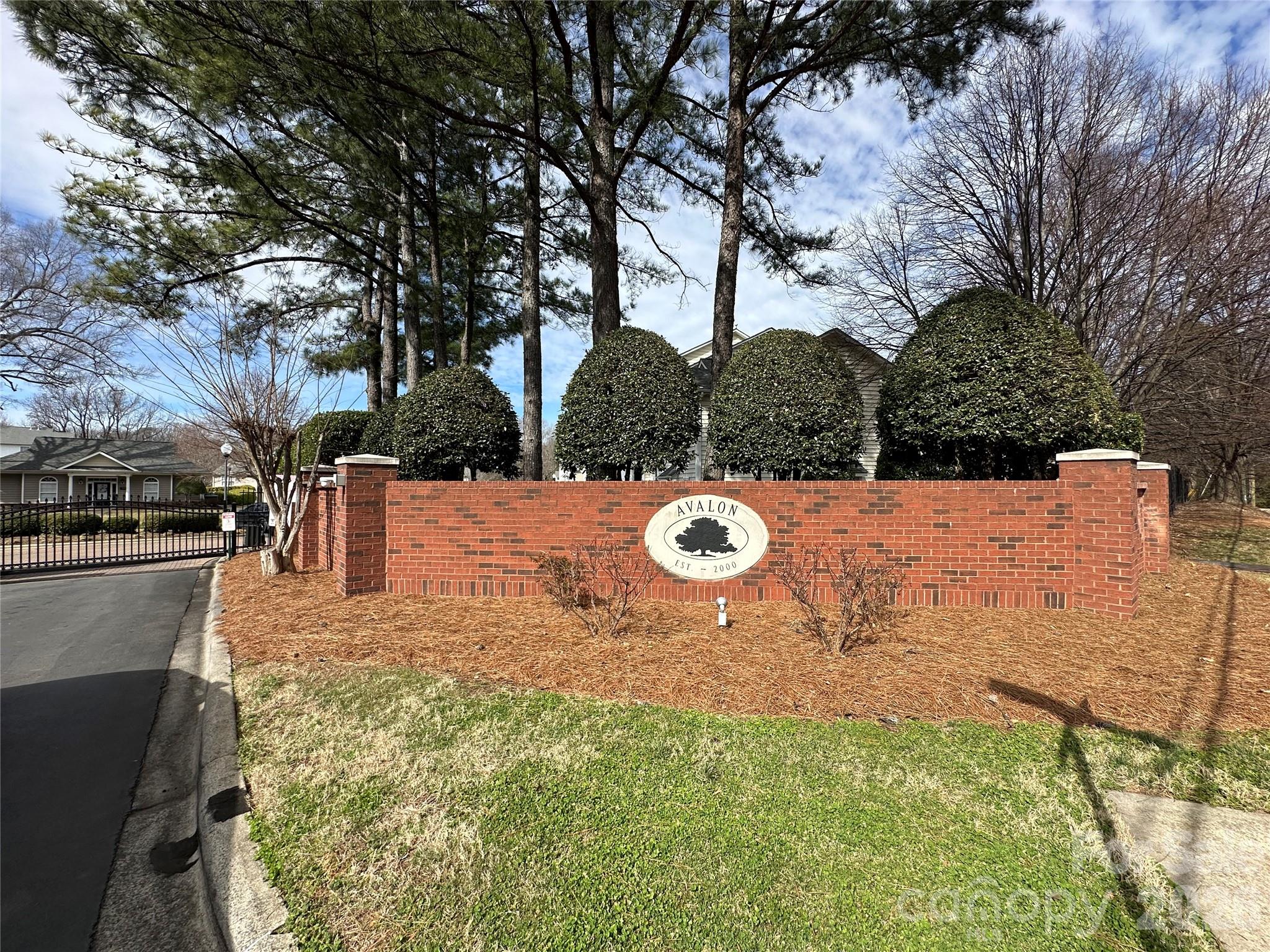 Avalon at Mallard Creek - Residential