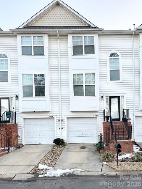 2750 Avalon Loop Road Charlotte NC 28269