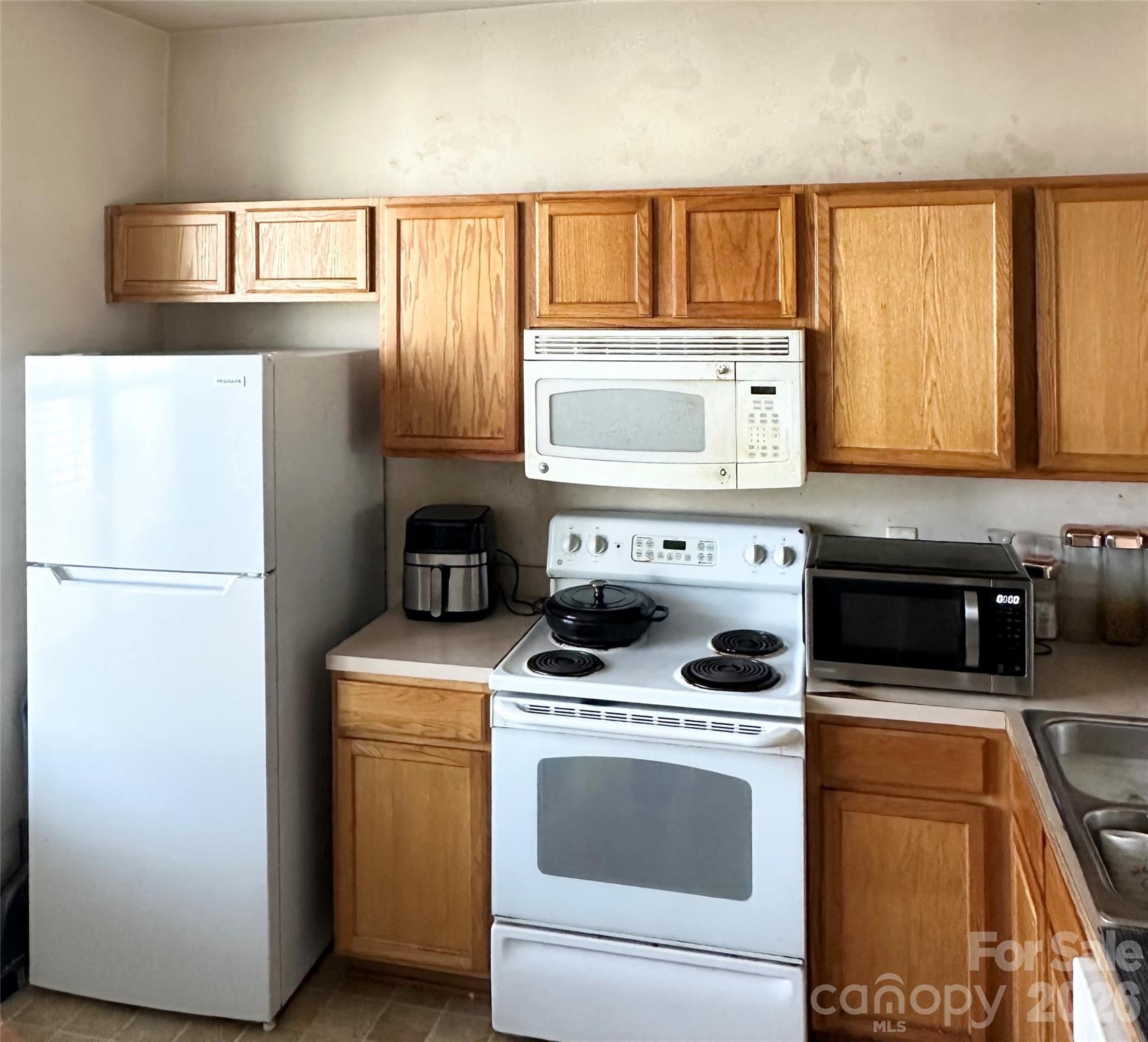 Avalon at Mallard Creek - Residential