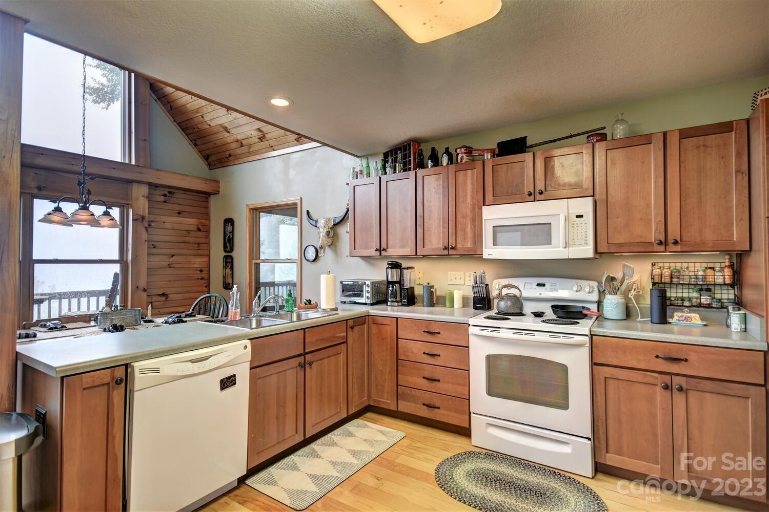 Black Rock Creek - Residential