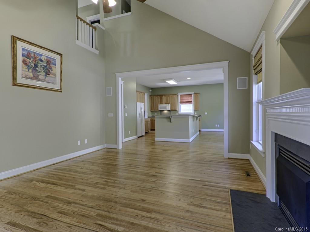 Lake Shore - Residential