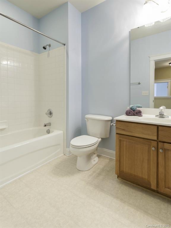 Lake Shore - Residential