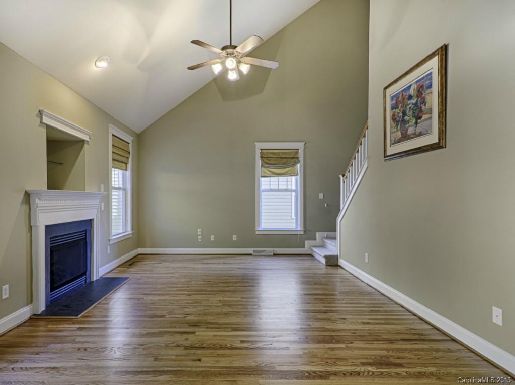 Lake Shore - Residential