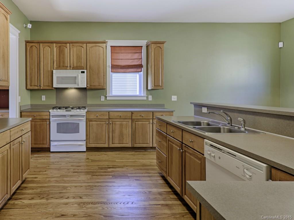 Lake Shore - Residential