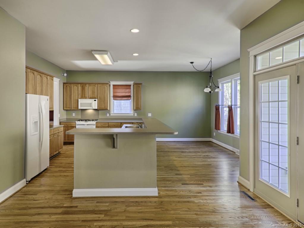 Lake Shore - Residential