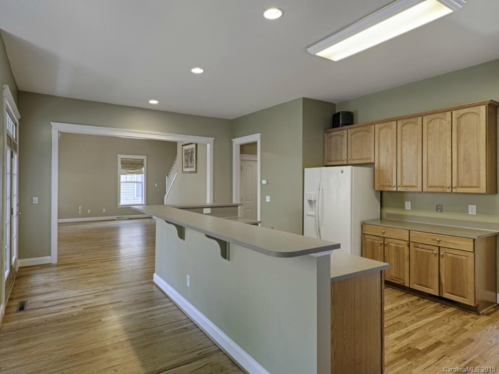 Lake Shore - Residential