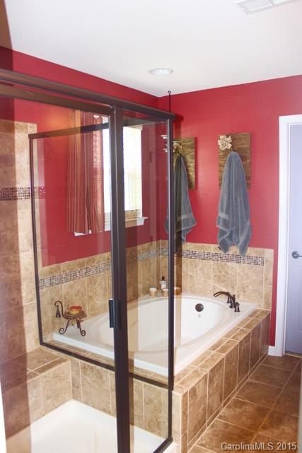 The Farm at Riverpointe - Residential