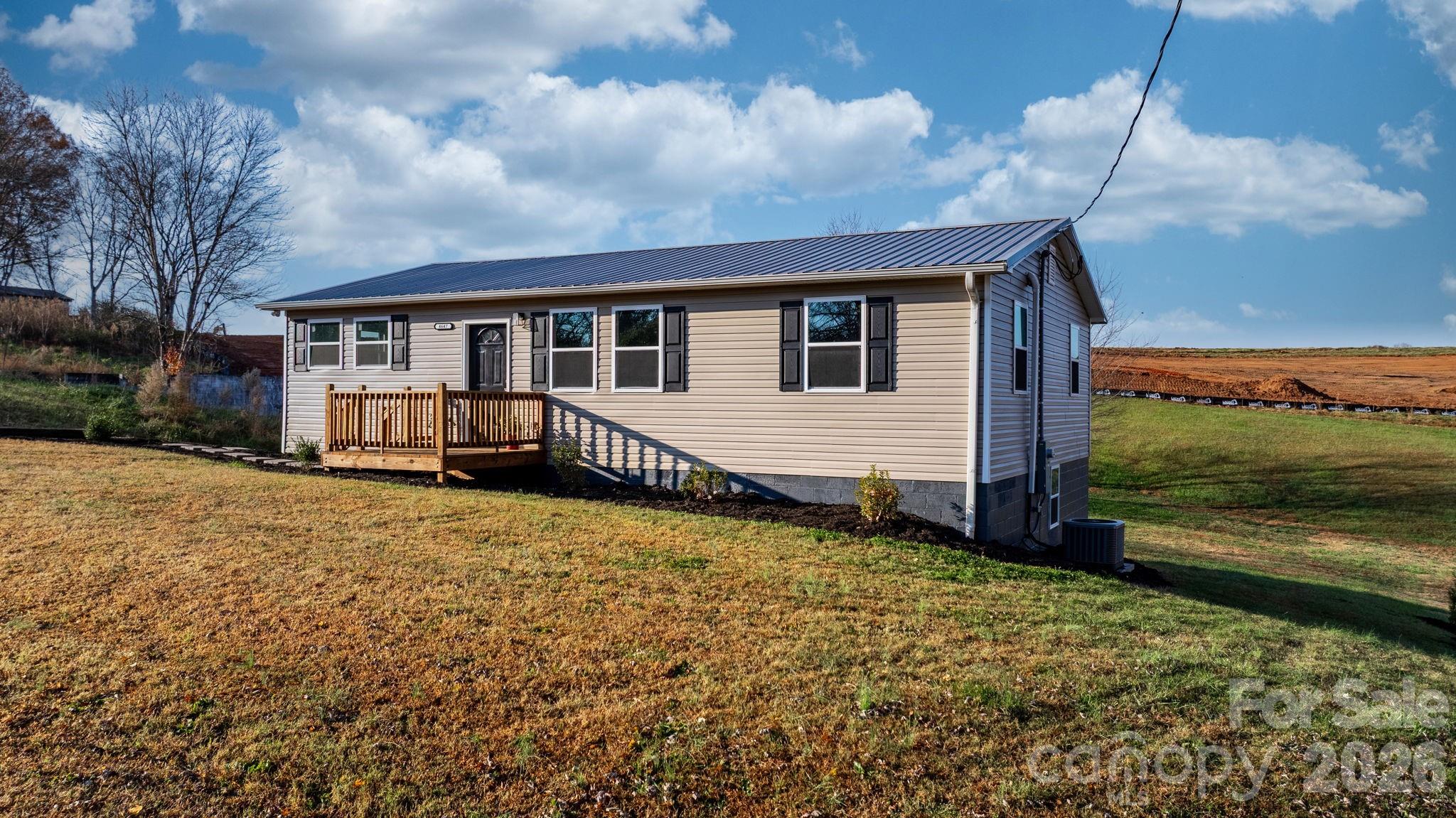 4647 16th Street Drive NE