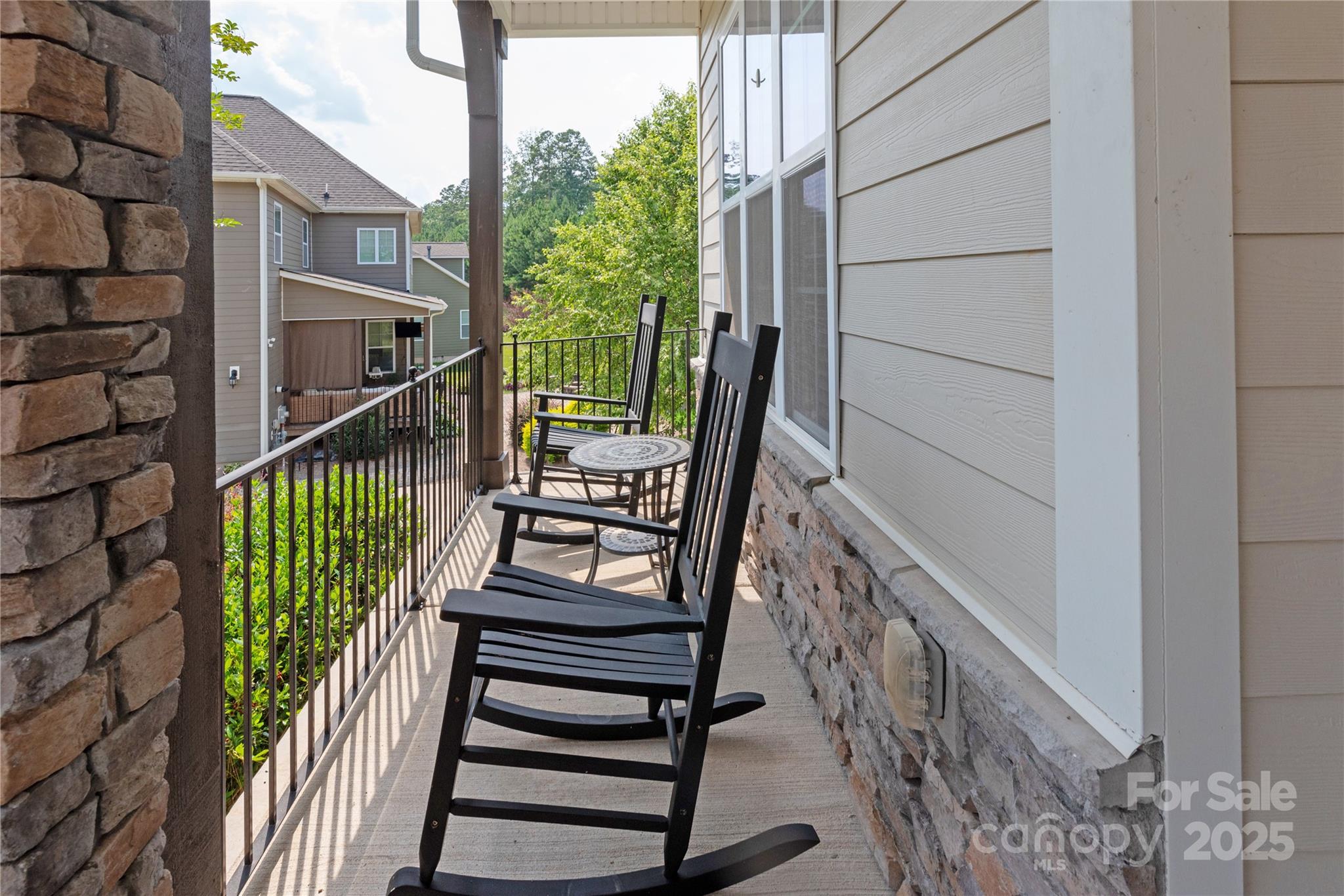 221 N Centurion Lane