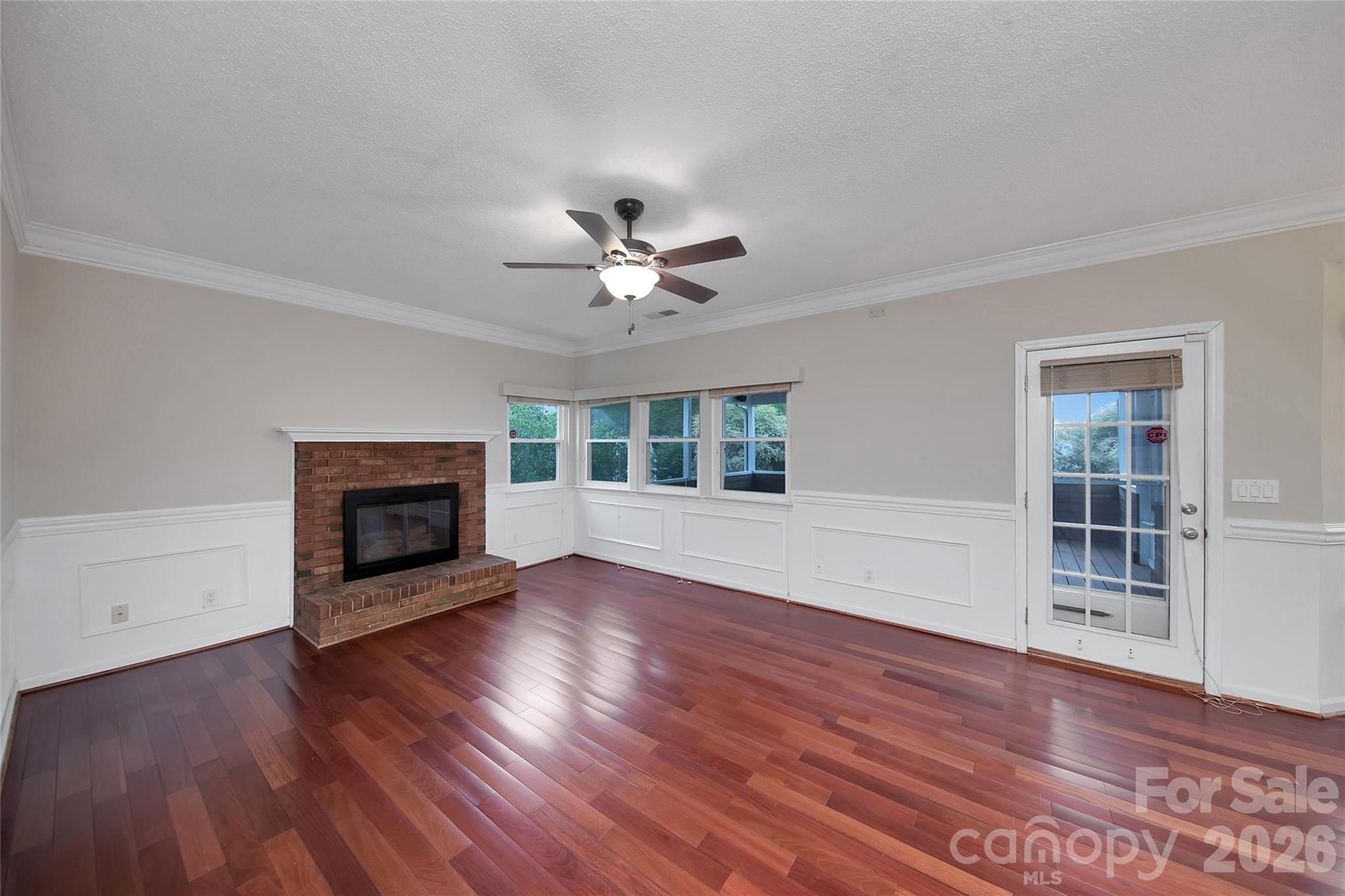 Oxford Glen - Residential
