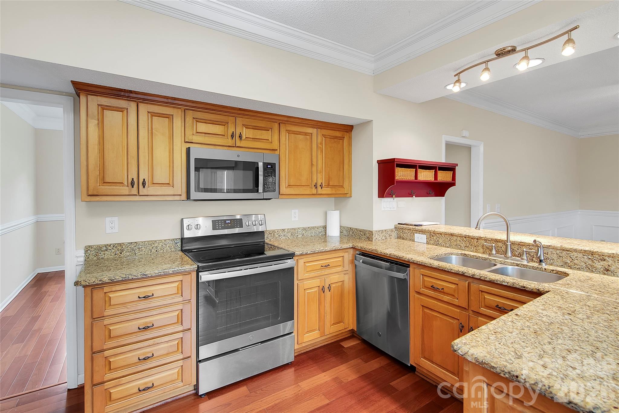 Oxford Glen - Residential