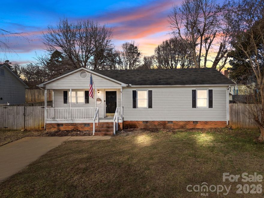 Welcome to this well-maintained 3-bedroom, 2-bath home in Salisbury, NC offering the perfect blend of comfort and convenience! Step onto the inviting covered front porch, ideal for morning coffee or relaxing evenings. Inside, you'll find a functional and spacious layout with plenty of natural light and easy everyday living. The kitchen comes fully equipped with a stainless steel oven and refrigerator, as well as a dish washer making your move seamless and stress-free. Out back, enjoy a fully fenced backyard - perfect for for pets, entertaining, or creating your own outdoor oasis. Conveniently located near shopping, dining, and local amenities, this home is a must-see. Schedule your showing today!