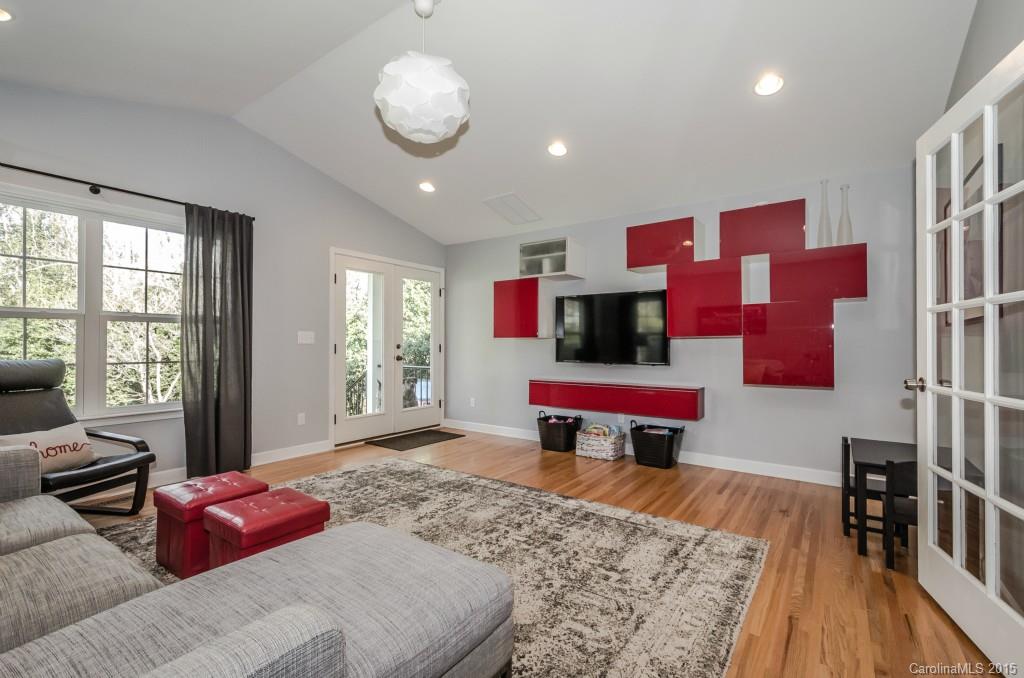 Castleton Gardens - Residential