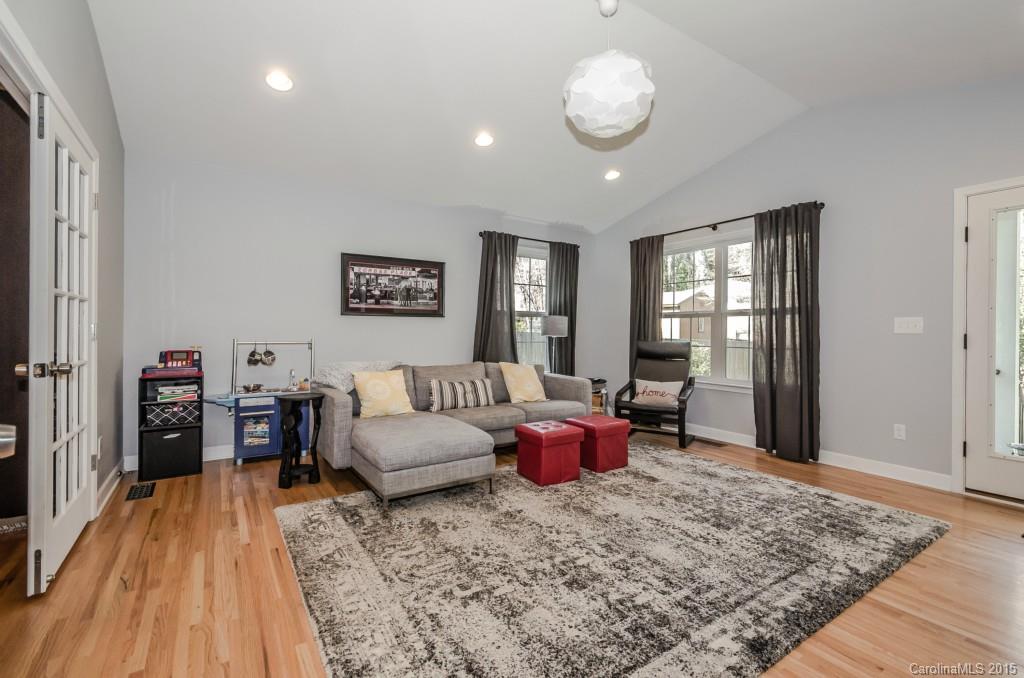 Castleton Gardens - Residential