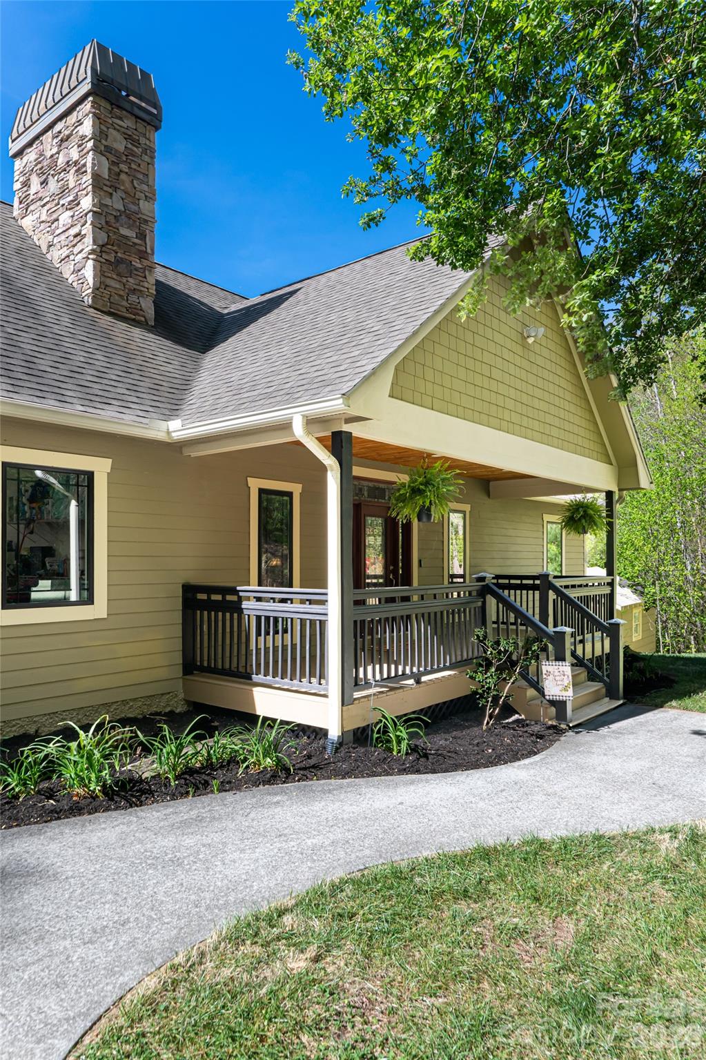 36 Snowshoe Drive
