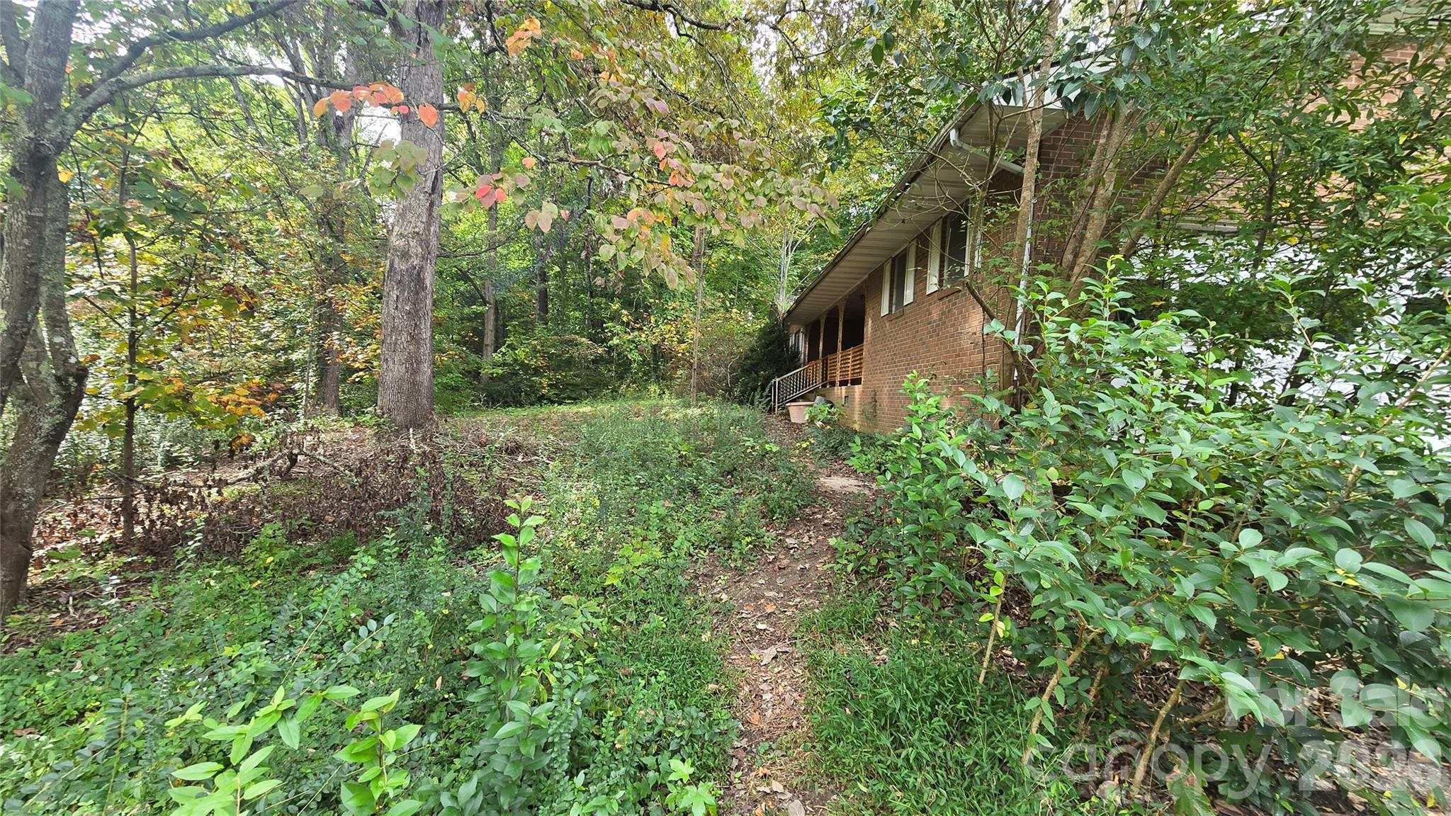330 Brook Circle