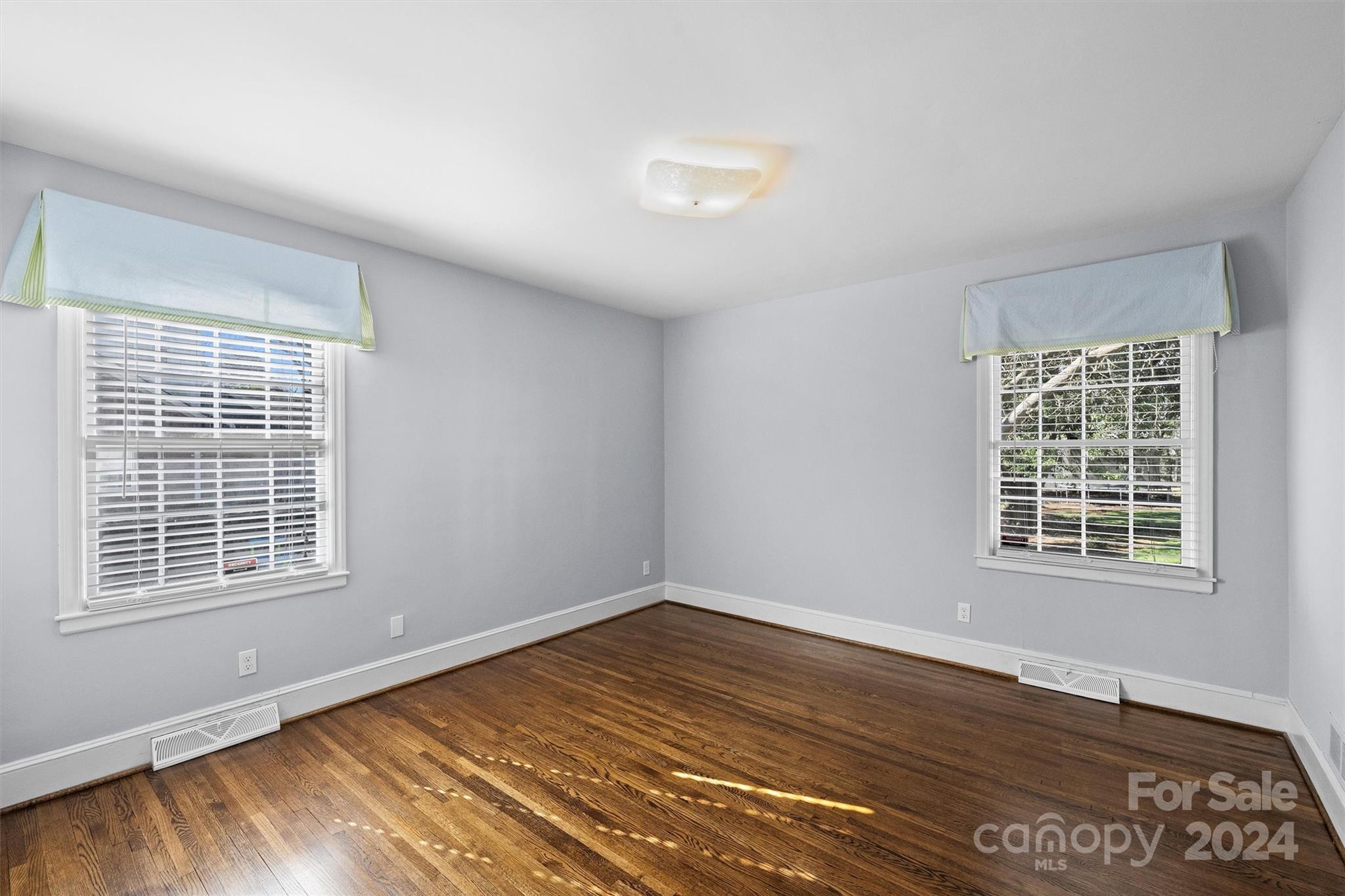 Lansdowne - Residential